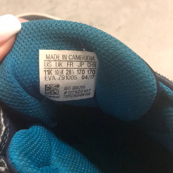 Adidas sneakers young boy - Picture 4 of 4